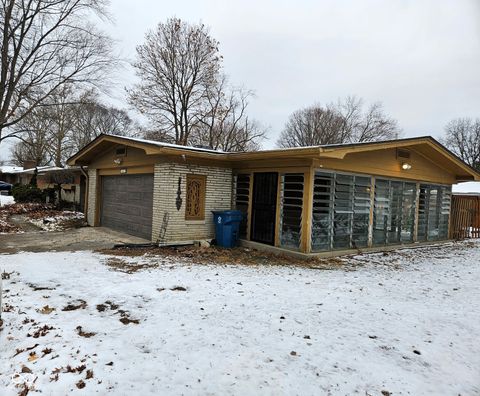 Photo of 5211 Kessler Boulevard North Drive, Indianapolis, IN 46228 (MLS # 22075266)