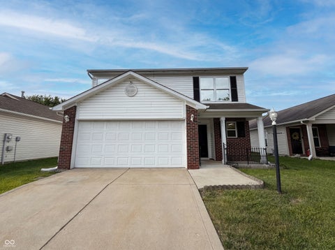 Photo of 659 Day Break Drive, Greenwood, IN 46143 (MLS # 22095391)