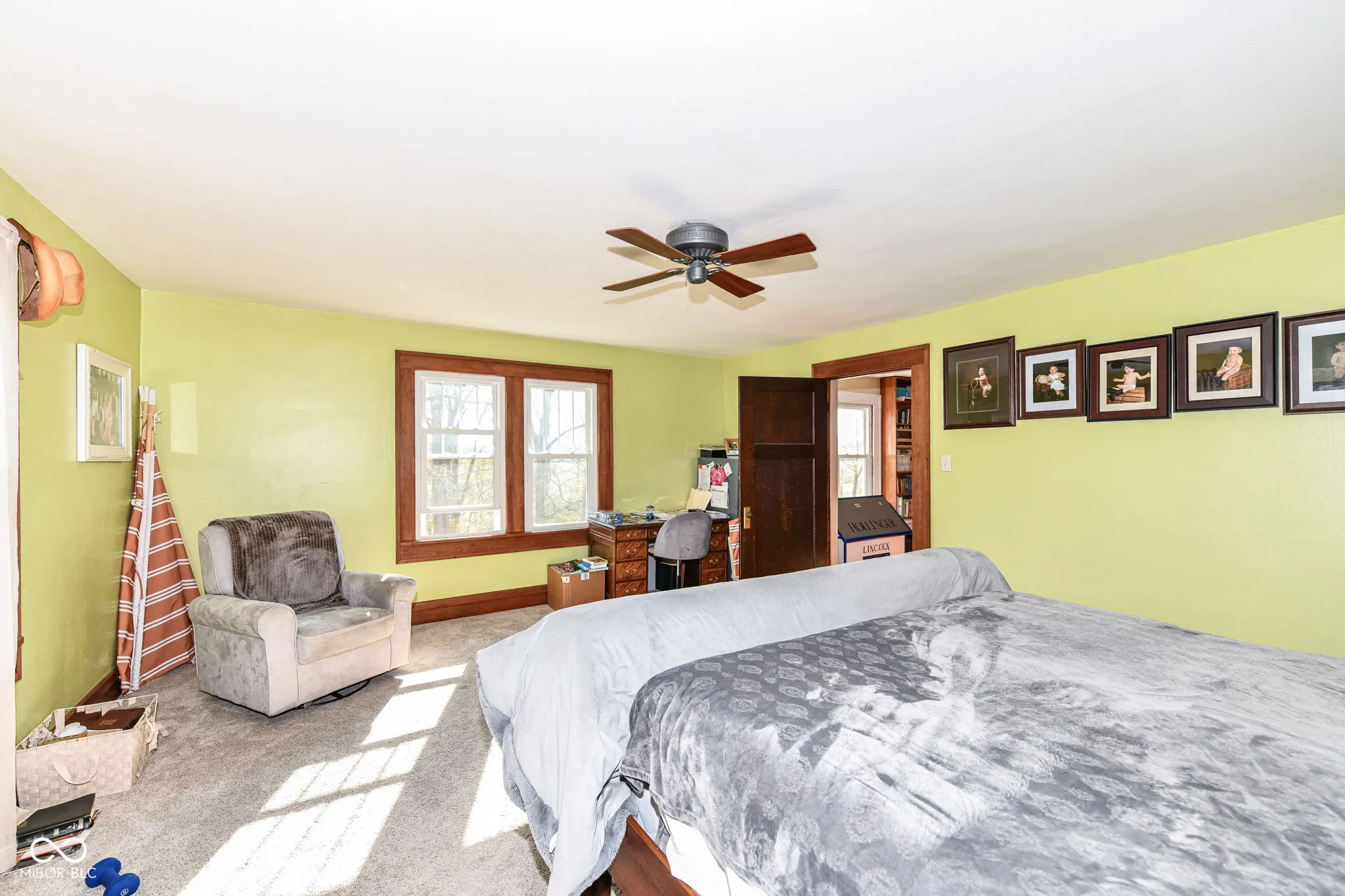 Pendleton, Indiana 46064, United States, 4 Bedrooms Bedrooms, ,3 BathroomsBathrooms,Residential,Pending,35440