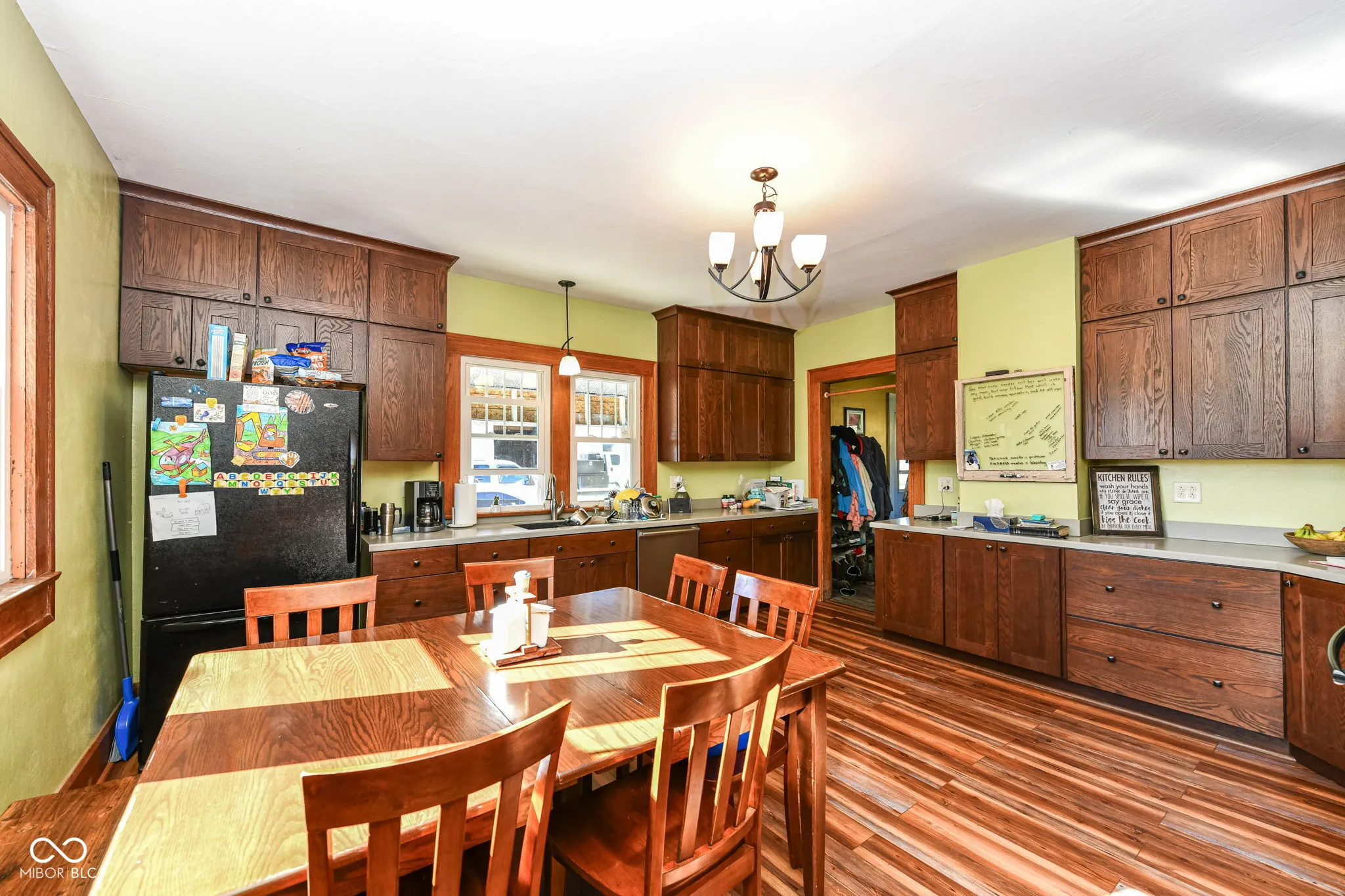 Pendleton, Indiana 46064, United States, 4 Bedrooms Bedrooms, ,3 BathroomsBathrooms,Residential,Pending,35440