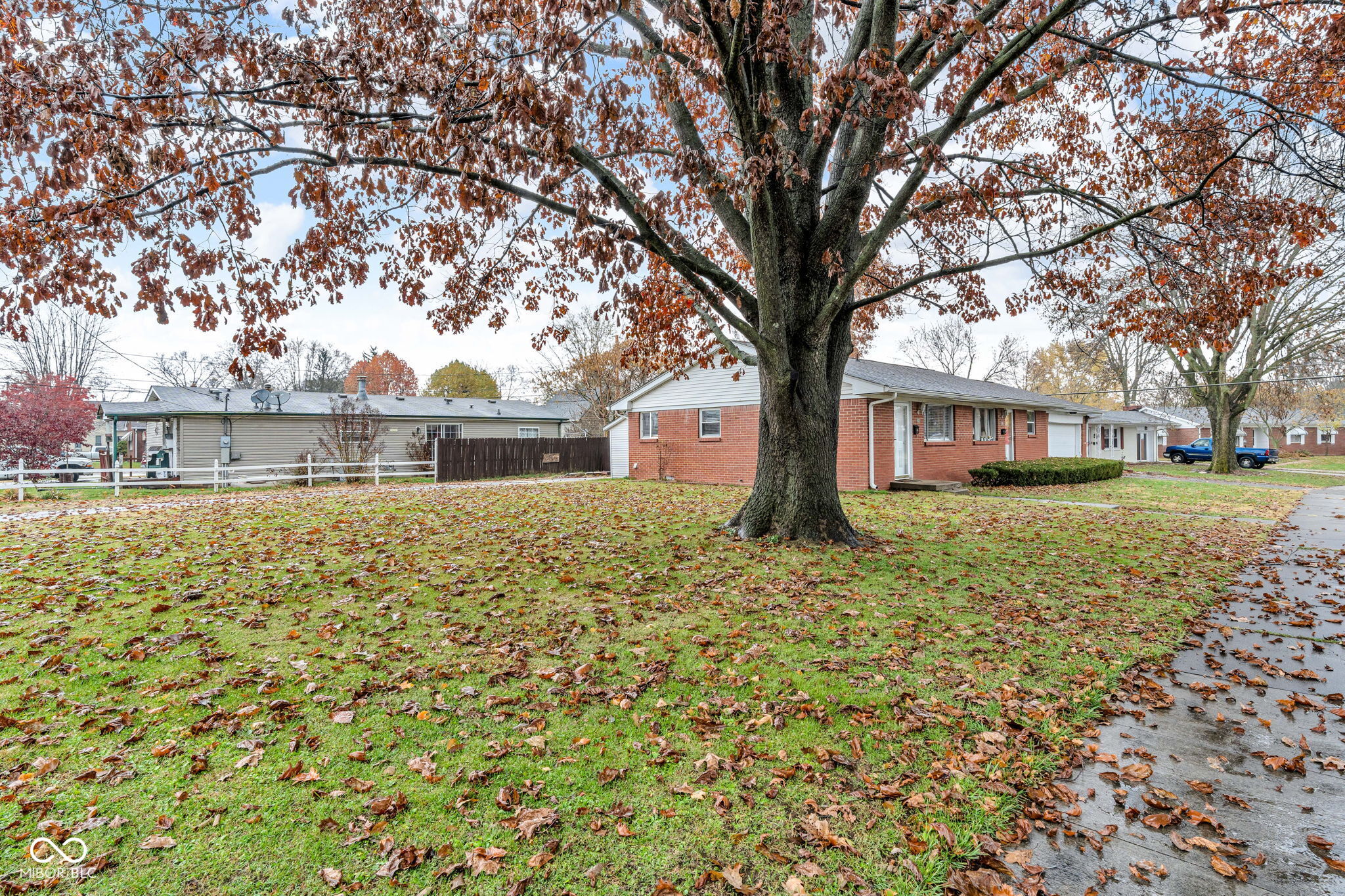 502 E Campbell Street