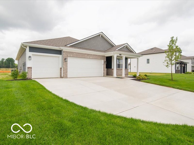 2254 Oakmont Drive