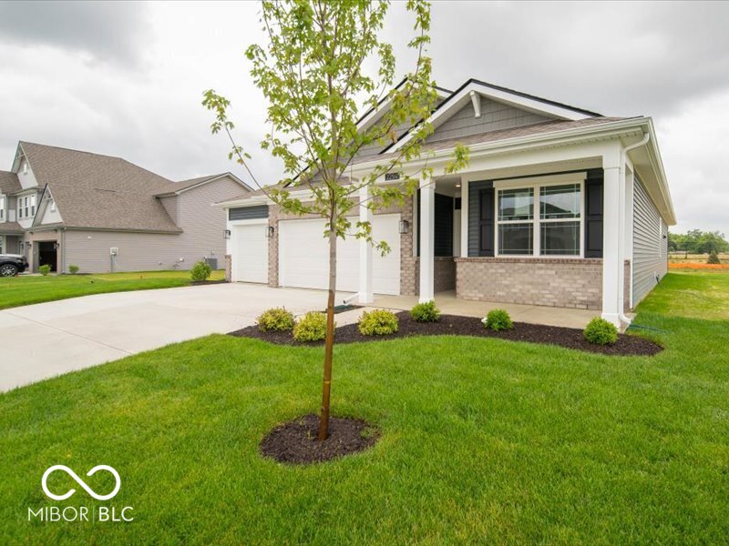 2254 Oakmont Drive