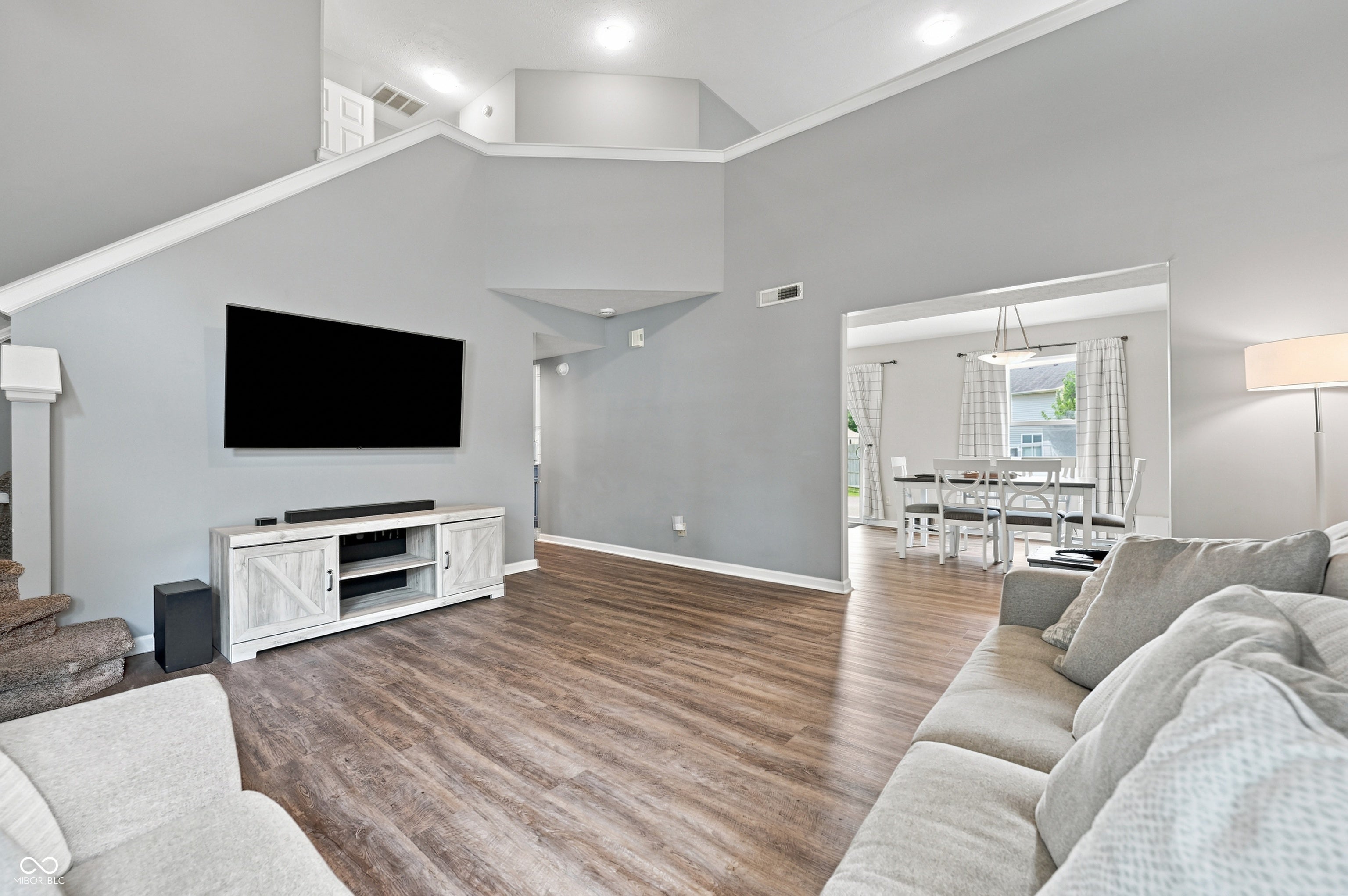 717 Kingston Circle