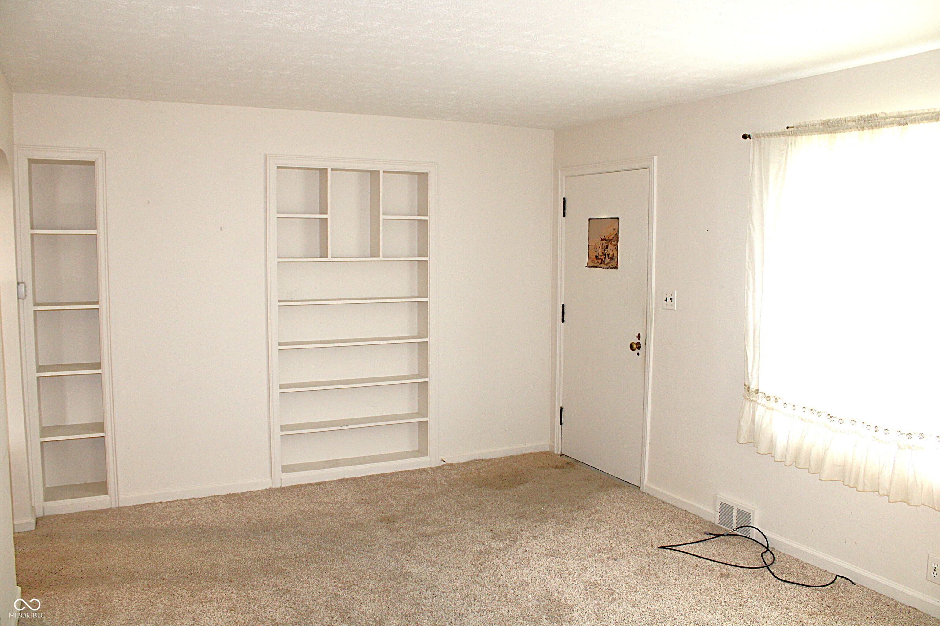 181 W Broadway Street