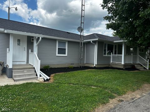 Photo for 1536 E Base Road