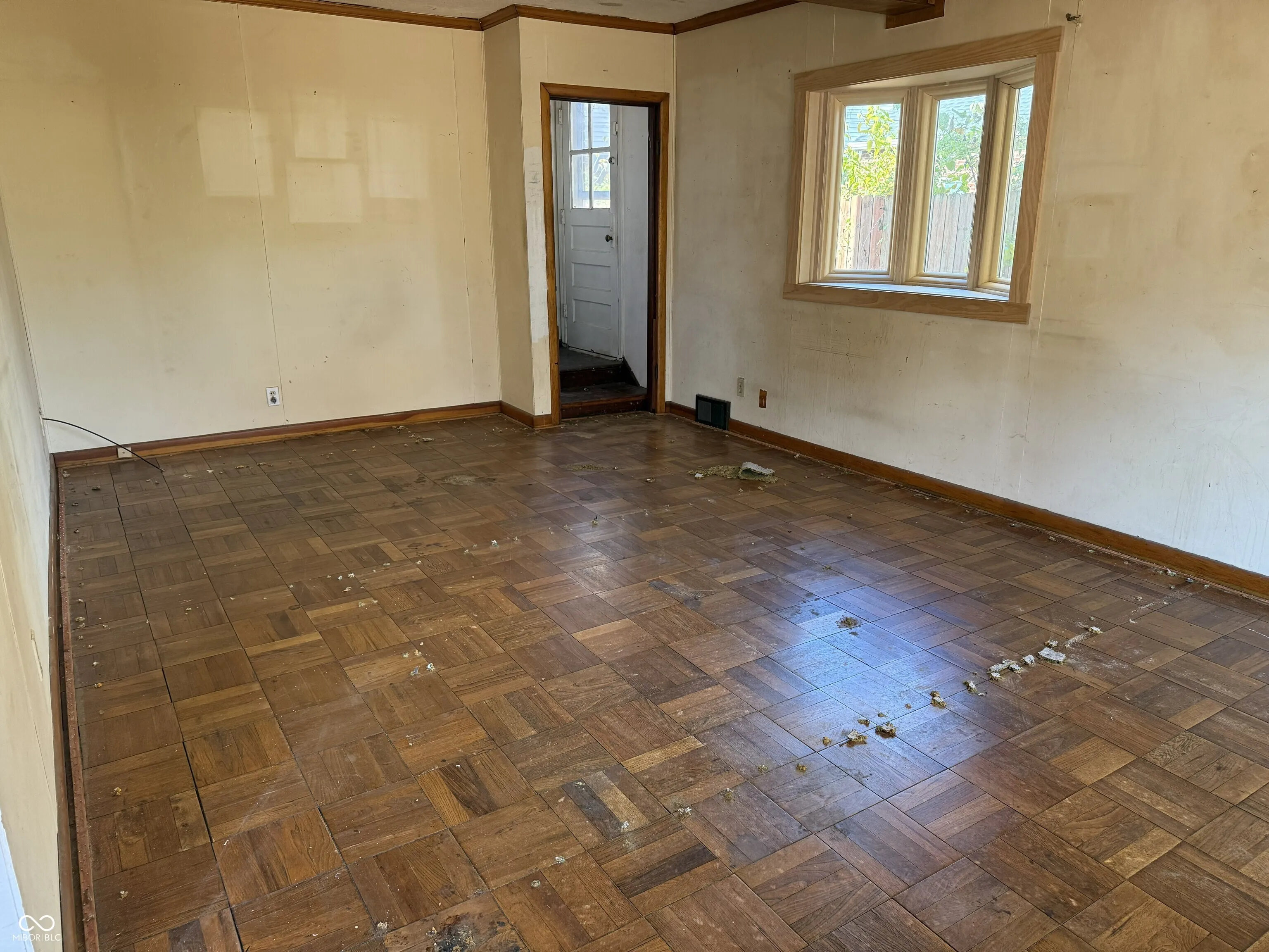 Indianapolis, Indiana 46201, United States, 3 Bedrooms Bedrooms, ,2 BathroomsBathrooms,Residential,Pending,238055