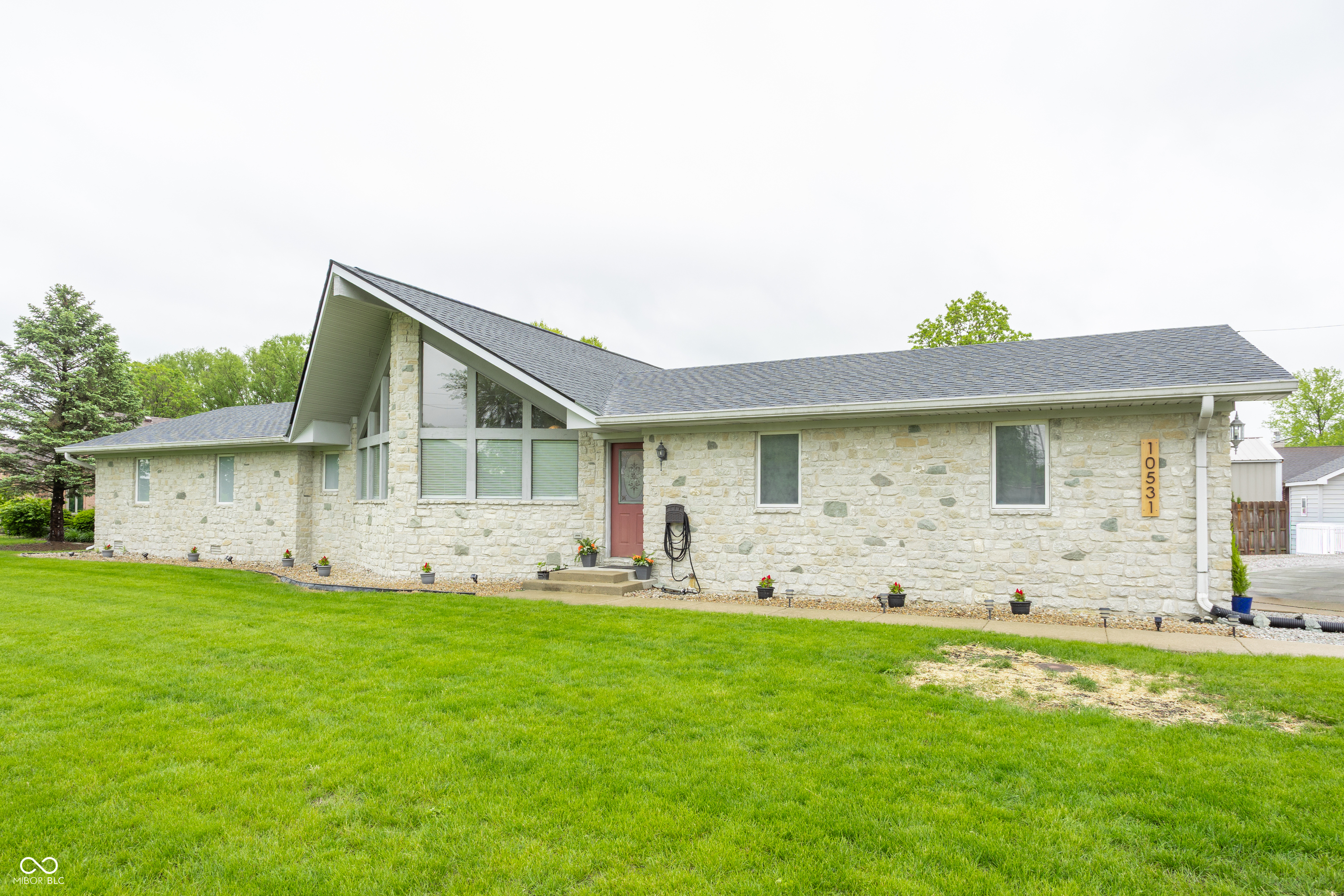 10531 E County Road 600 N