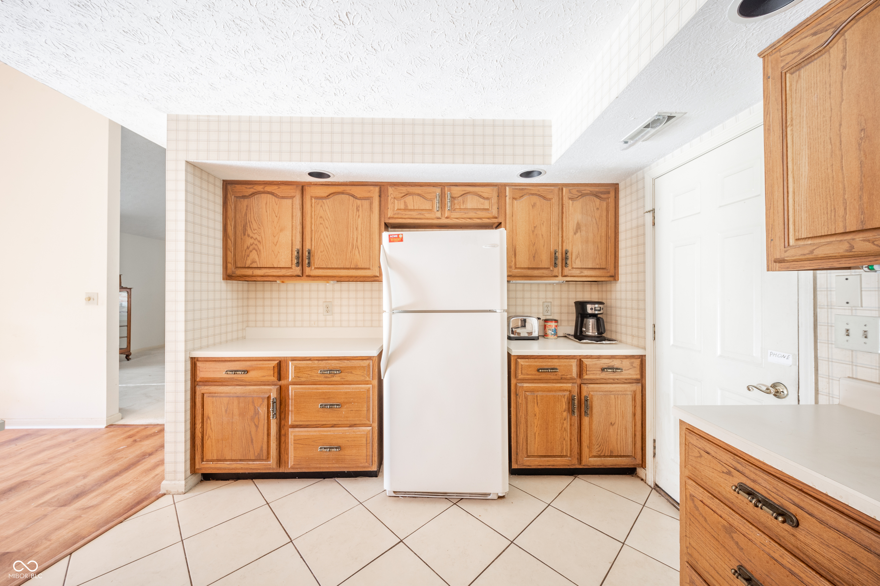 Indianapolis, Indiana 46260, United States, 2 Bedrooms Bedrooms, ,2 BathroomsBathrooms,Residential,Active,26898