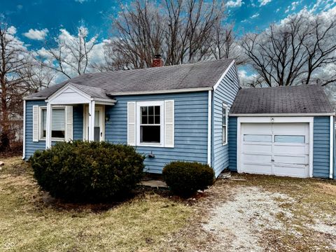 Photo of 2405 E 3rd Street, Anderson, IN 46012 (MLS # 22074005)