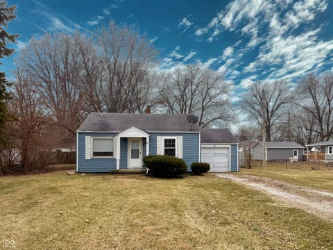 Photo of 2405 E 3rd Street, Anderson, IN 46012 (MLS # 22074005)