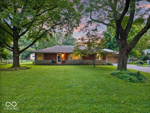 Photo of 6120 N Tuxedo Street, Indianapolis, IN 46220 (MLS # 22123680)