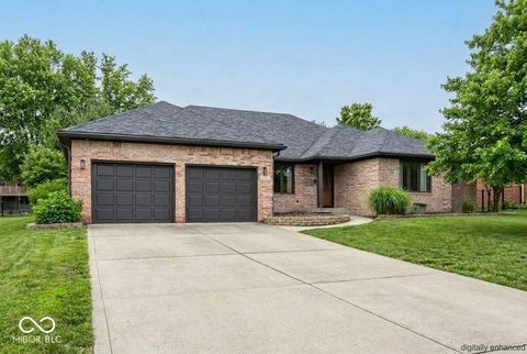 Photo of 4731 Silver Springs Drive, Greenwood, IN 46142 (MLS # 22072296)