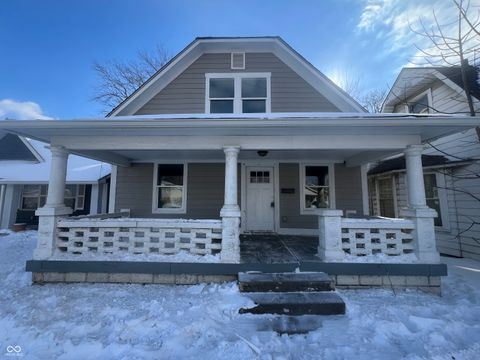 Photo of 2627 Southeastern Avenue, Indianapolis, IN 46201 (MLS # 22082007)