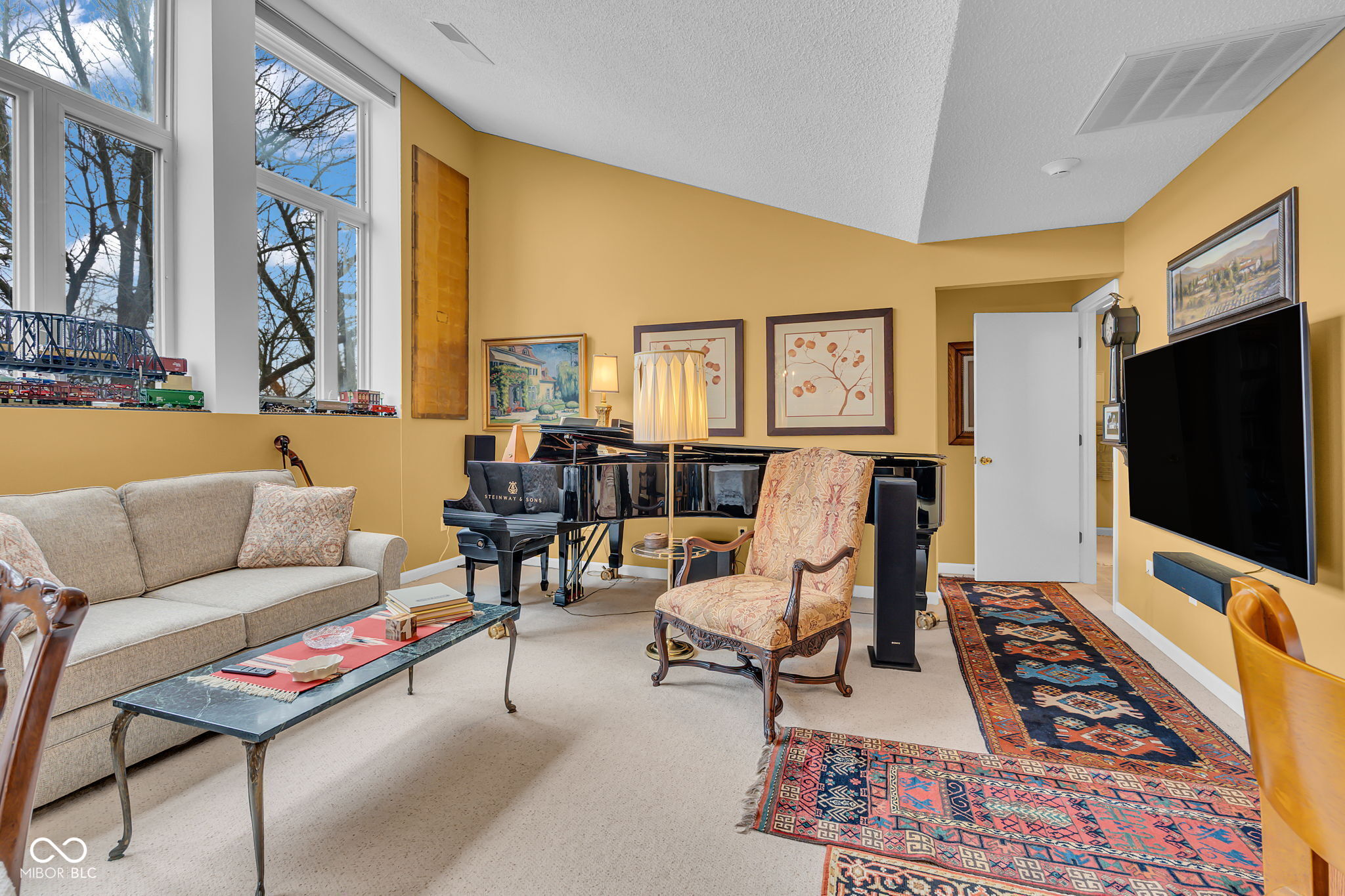 111 S Spring Street 204