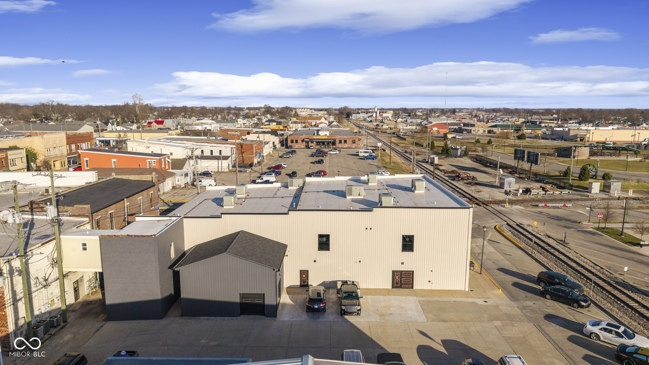 100 Saint Louis Avenue