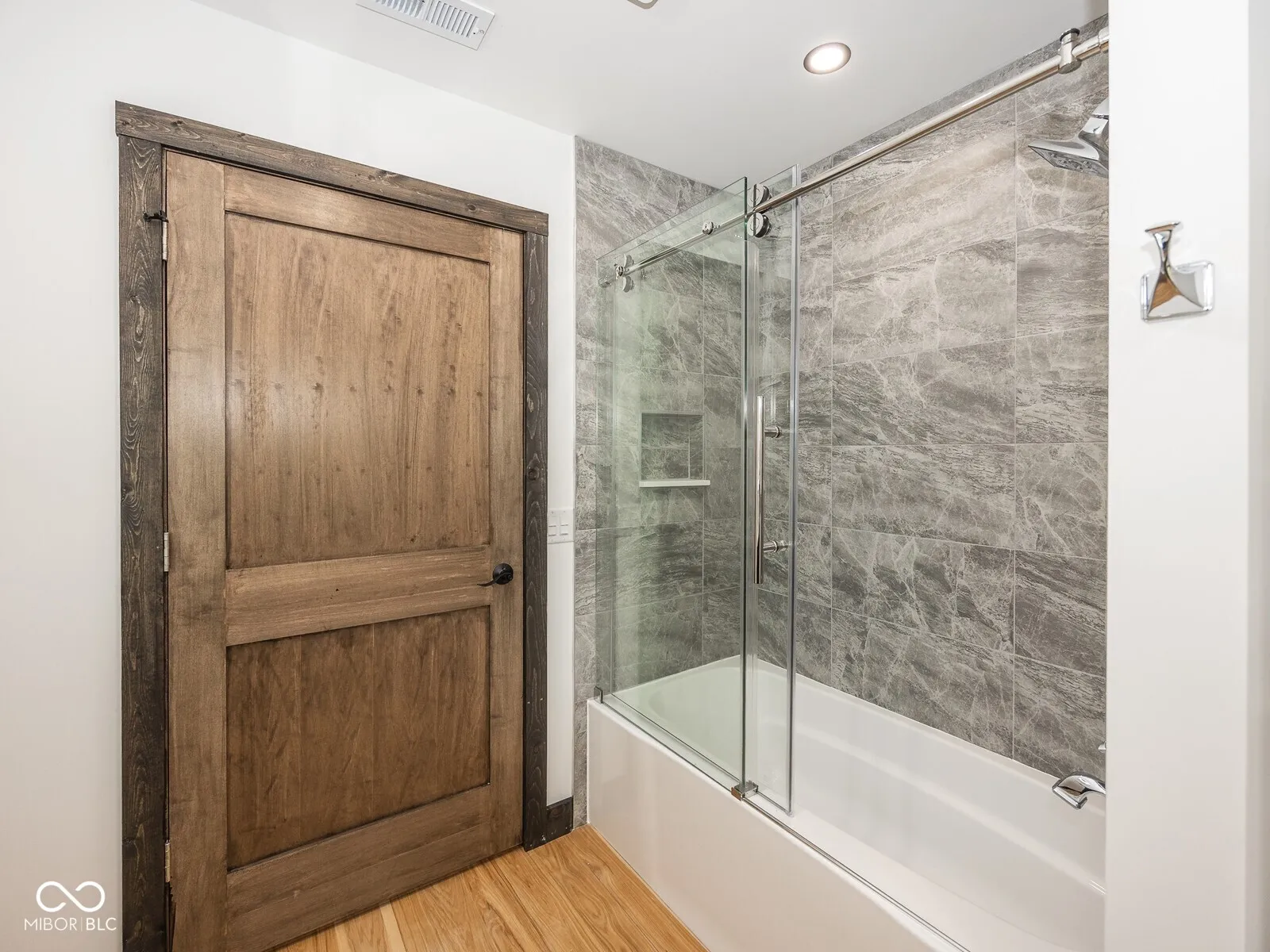 Anderson, Indiana 46011, United States, 4 Bedrooms Bedrooms, ,3 BathroomsBathrooms,Residential,Active,146753