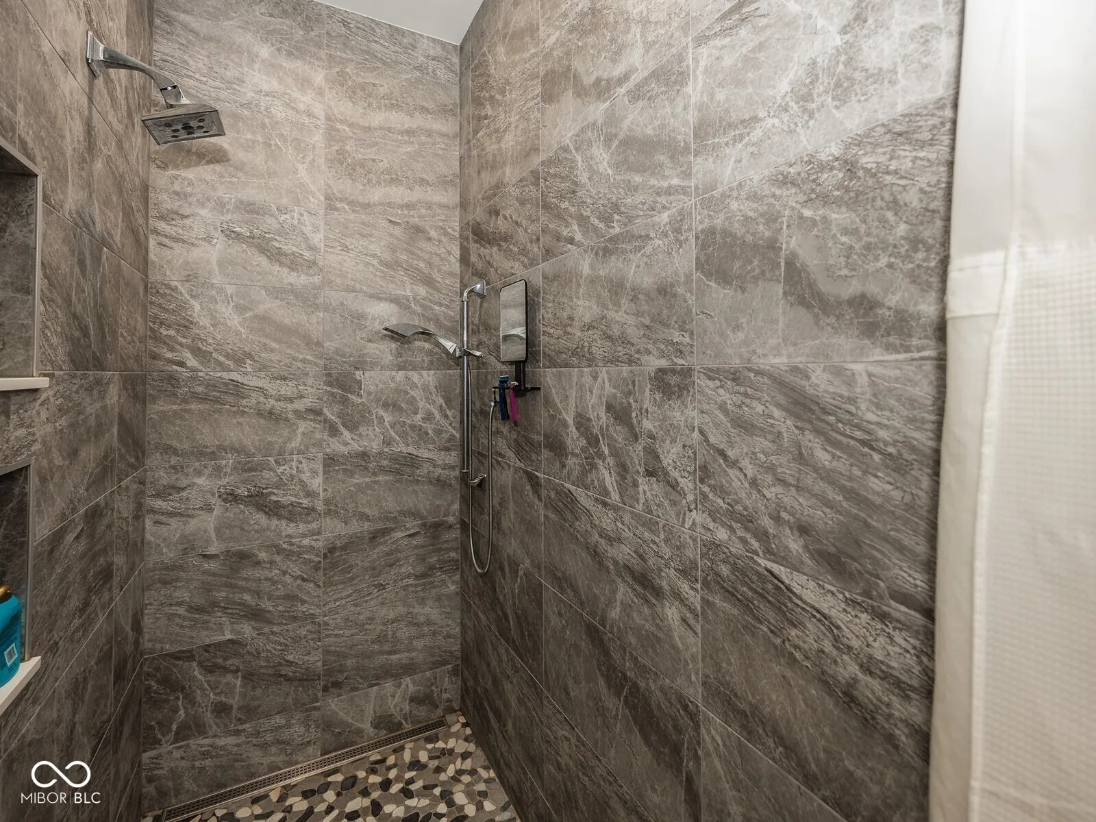 Anderson, Indiana 46011, United States, 4 Bedrooms Bedrooms, ,3 BathroomsBathrooms,Residential,Active,146753