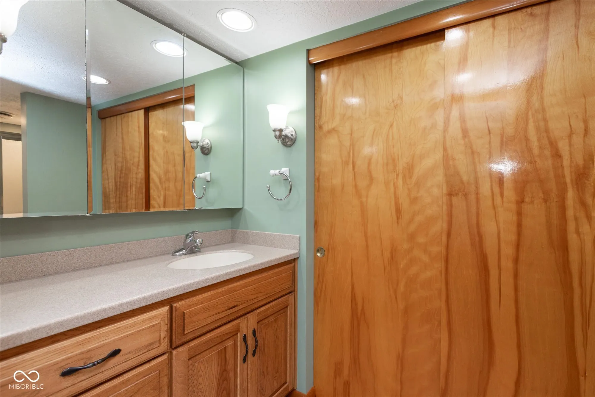 Greenfield, Indiana 46140, United States, 3 Bedrooms Bedrooms, ,2 BathroomsBathrooms,Residential,Active,164691