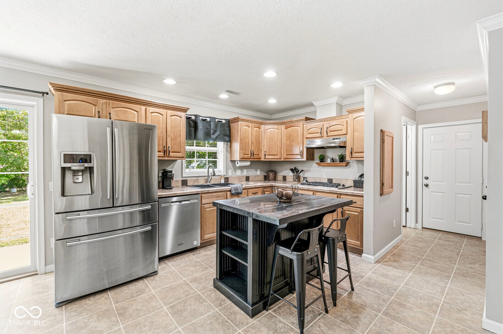 1816 Chinkapin Court