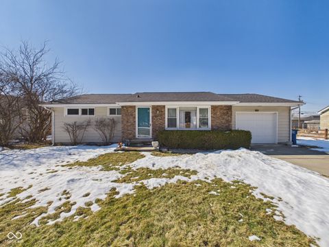 Photo of 3507 N Glenwood Avenue, Muncie, IN 47304 (MLS # 22084354)
