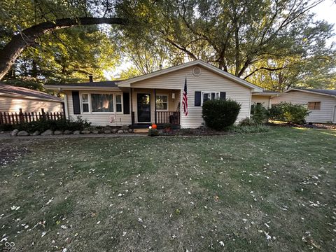 522 Woodview Drive Noblesville IN 46060