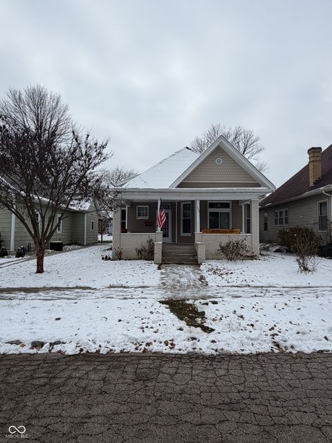 Photo of 323 E Walnut Street, Greensburg, IN 47240 (MLS # 22076025)