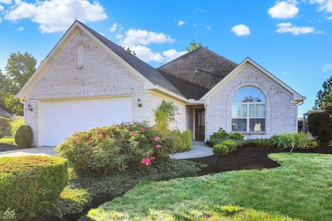 Photo of 1781 Stonewall Circle, Greenfield, IN 46140 (MLS # 22060271)