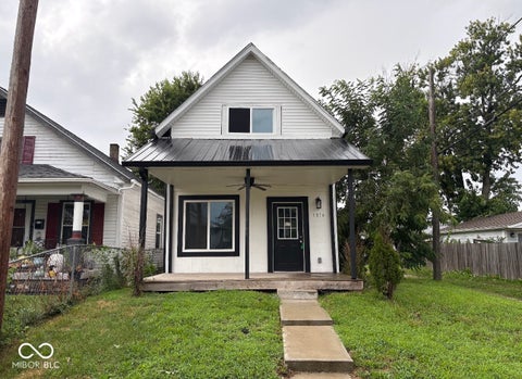 Photo of 1814 New Street, Indianapolis, IN 46203 (MLS # 22124015)
