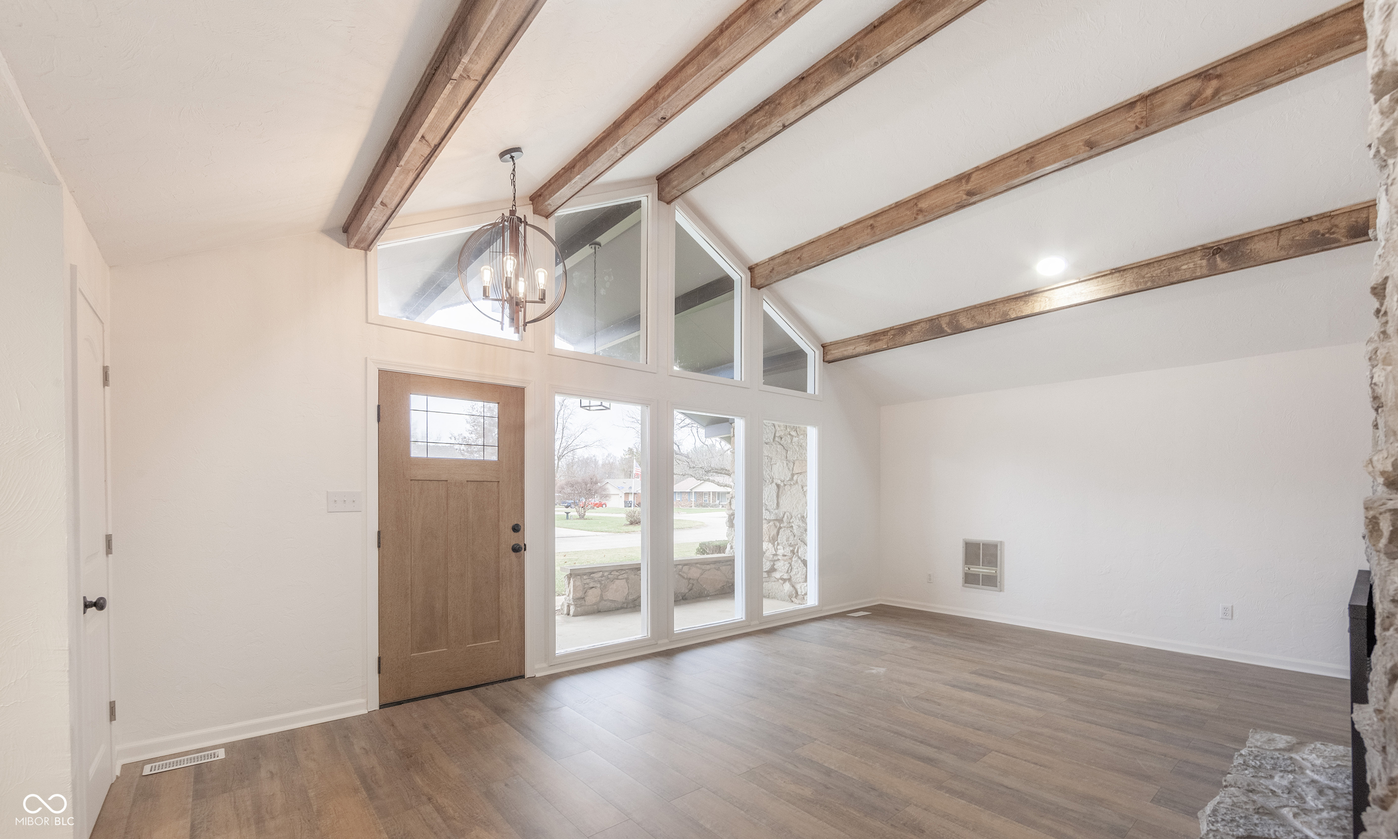 2110 Round Barn Road