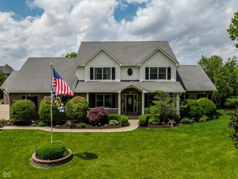 Photo of 1546 E Osprey Drive, Greenfield, IN 46140 (MLS # 22101983)