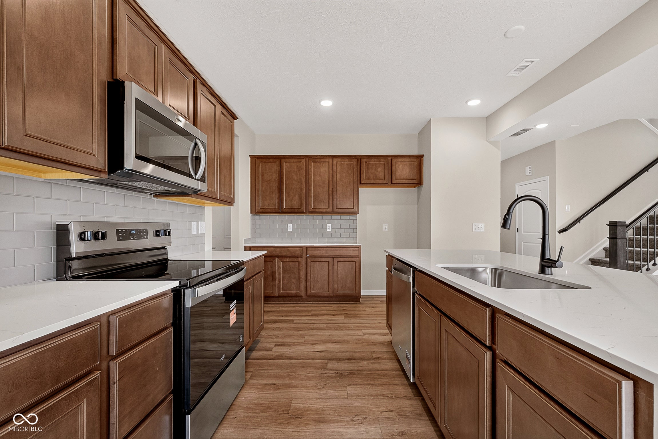 7877 Newbury Road