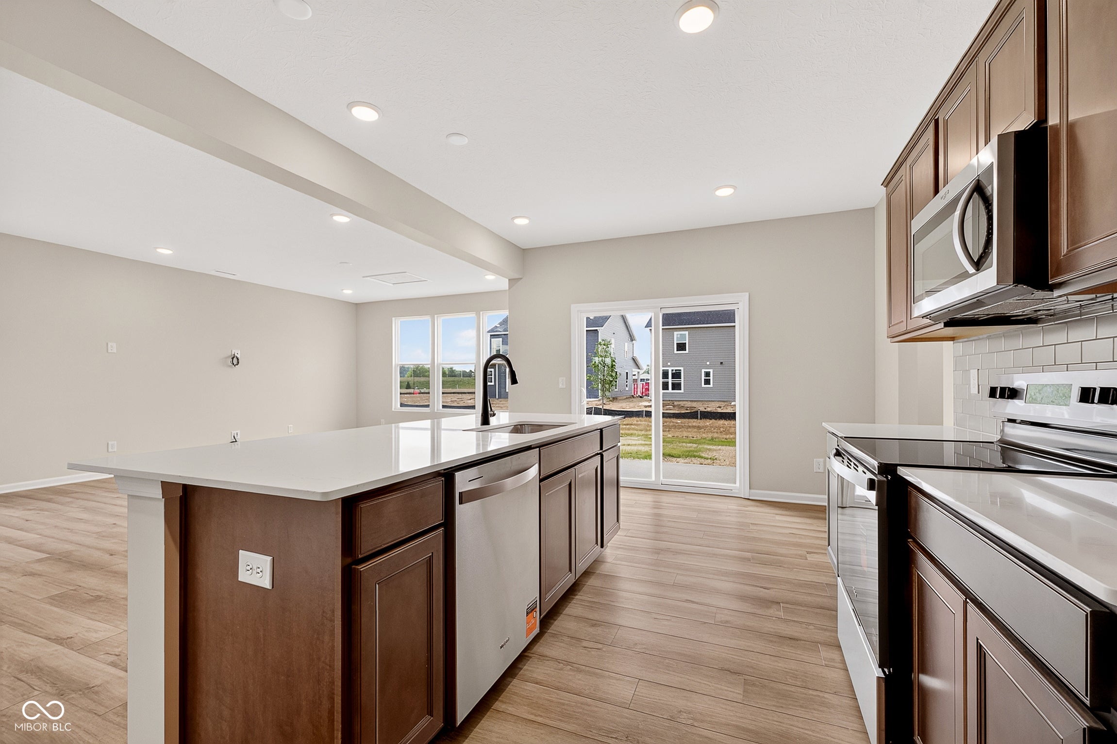 7877 Newbury Road