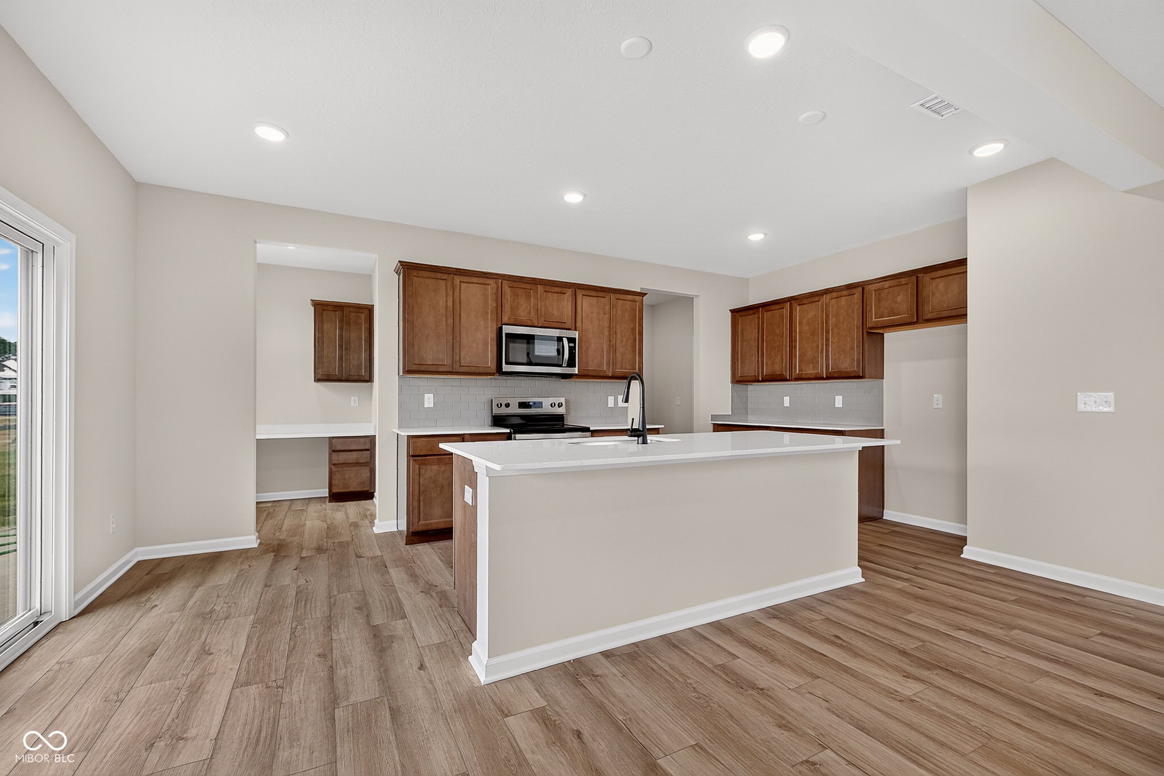 7877 Newbury Road