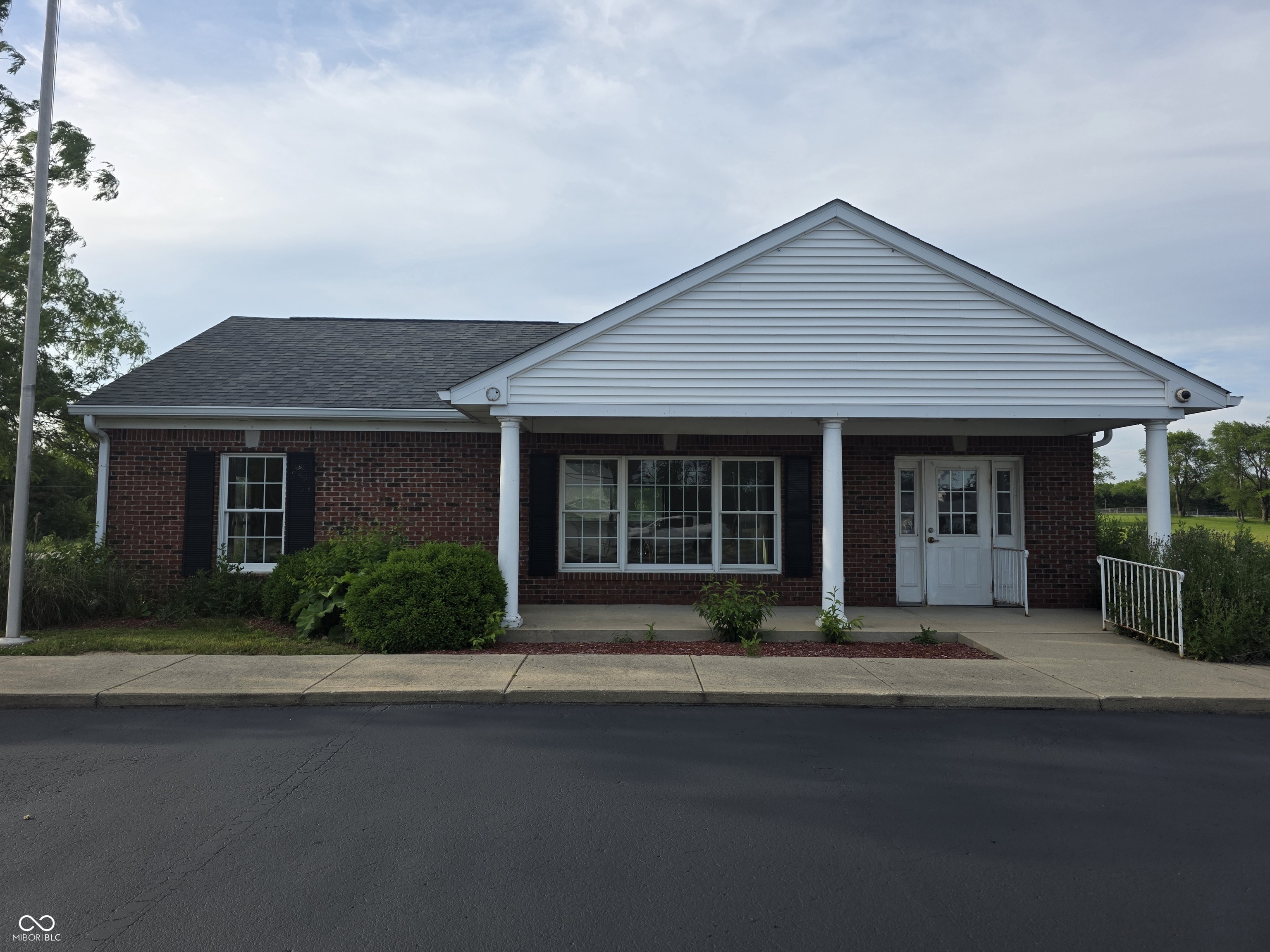 7984 W State Road 32