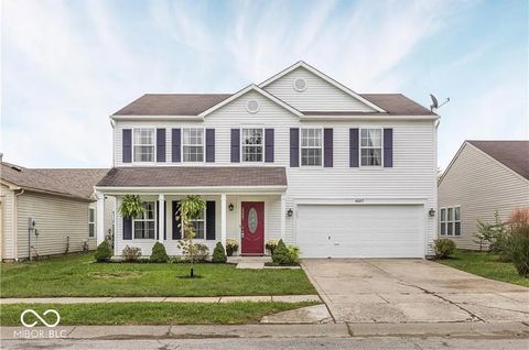 Photo of 6607 Sonesta Drive, Indianapolis, IN 46217 (MLS # 22091506)