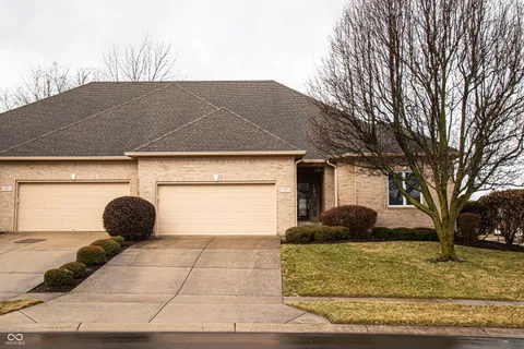 1502 Heron Ridge Boulevard, Greenwood, IN 46143 - MLS#: 22025111