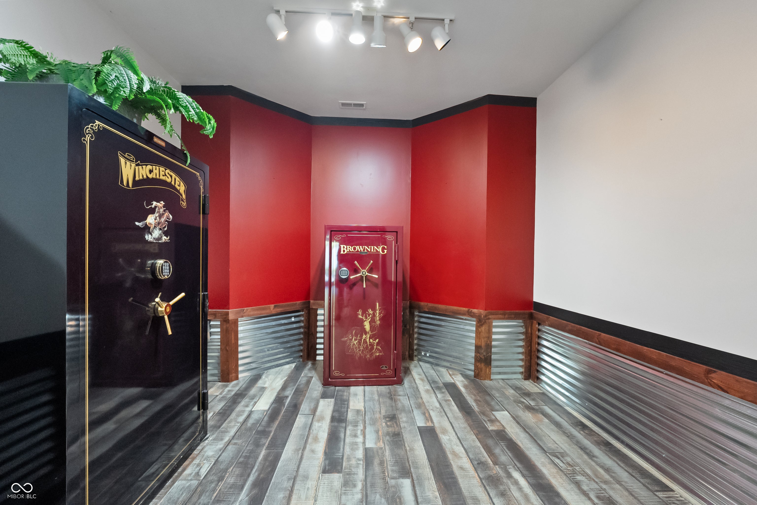 12980 W Mount Healthy Rd, Columbus, IN, 47201, USA, 4 Bedrooms Bedrooms, ,5 BathroomsBathrooms,Residential,Active,12980 W Mount Healthy Rd,22103652