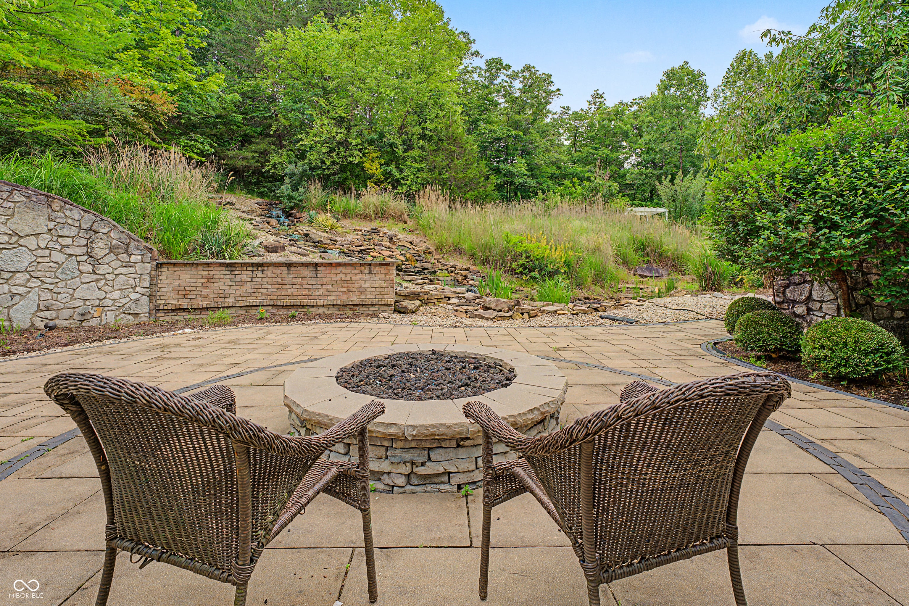 12980 W Mount Healthy Rd, Columbus, IN, 47201, USA, 4 Bedrooms Bedrooms, ,5 BathroomsBathrooms,Residential,Active,12980 W Mount Healthy Rd,22103652