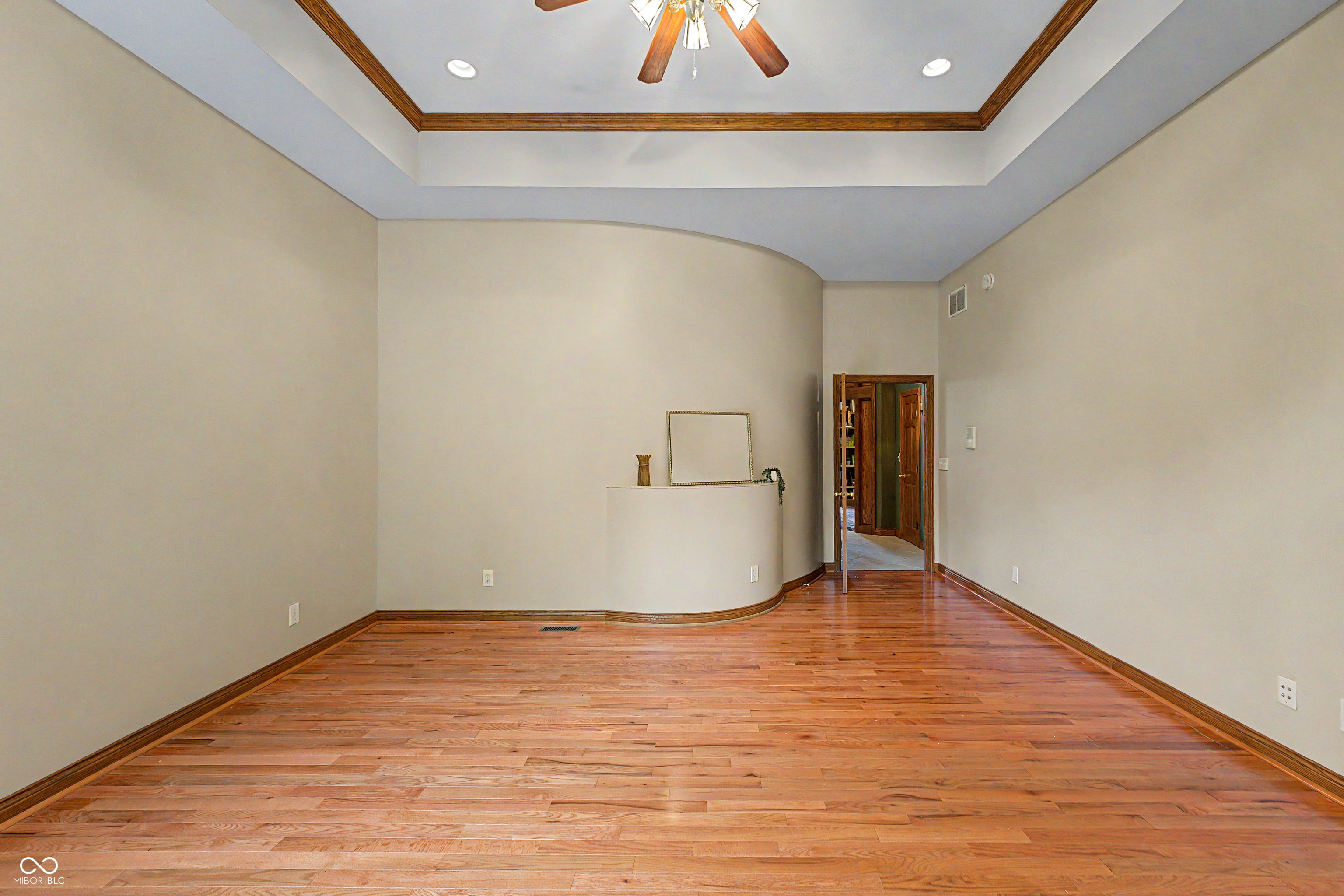 12980 W Mount Healthy Rd, Columbus, IN, 47201, USA, 4 Bedrooms Bedrooms, ,5 BathroomsBathrooms,Residential,Active,12980 W Mount Healthy Rd,22103652