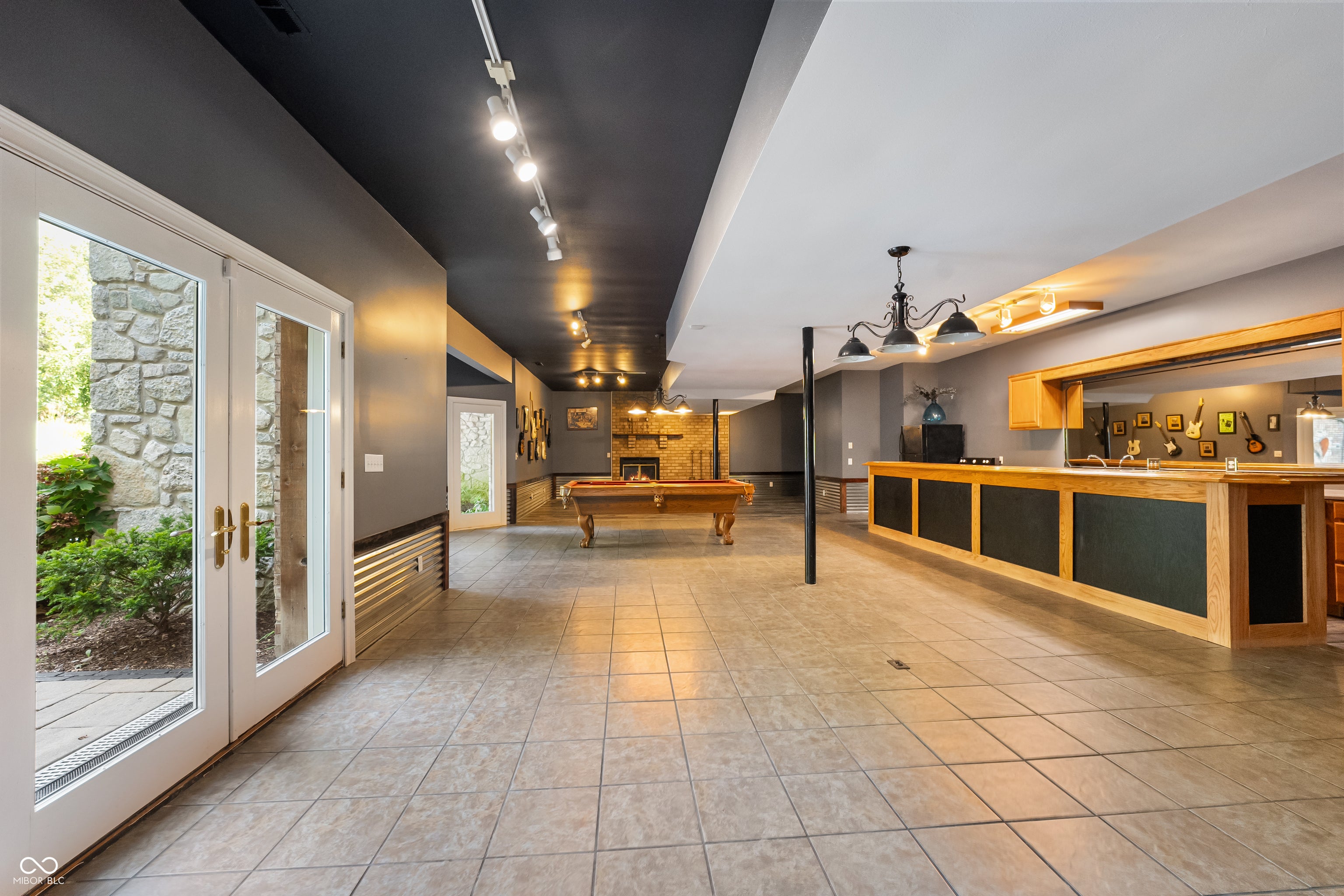 12980 W Mount Healthy Rd, Columbus, IN, 47201, USA, 4 Bedrooms Bedrooms, ,5 BathroomsBathrooms,Residential,Active,12980 W Mount Healthy Rd,22103652