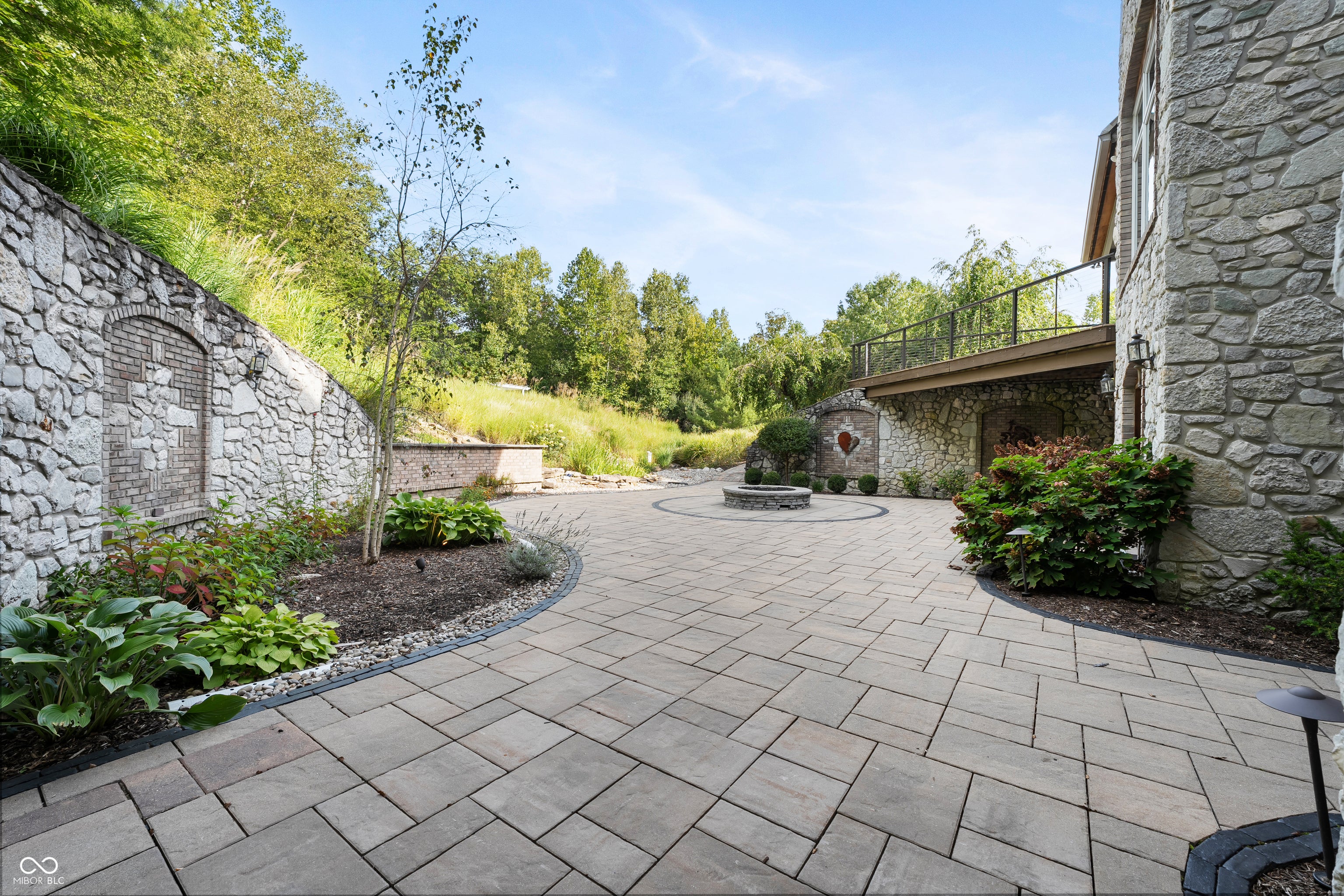 12980 W Mount Healthy Rd, Columbus, IN, 47201, USA, 4 Bedrooms Bedrooms, ,5 BathroomsBathrooms,Residential,Active,12980 W Mount Healthy Rd,22103652