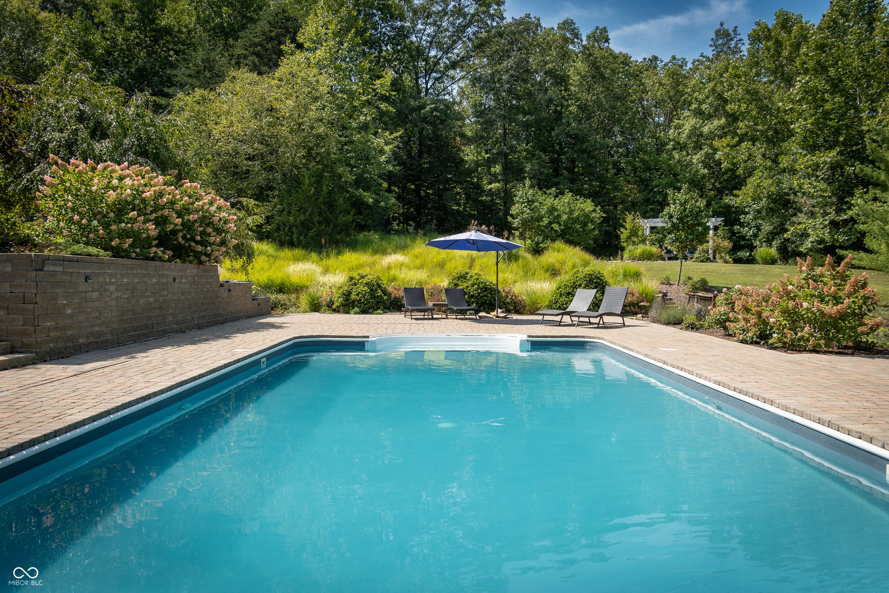 12980 W Mount Healthy Rd, Columbus, IN, 47201, USA, 4 Bedrooms Bedrooms, ,5 BathroomsBathrooms,Residential,Active,12980 W Mount Healthy Rd,22103652