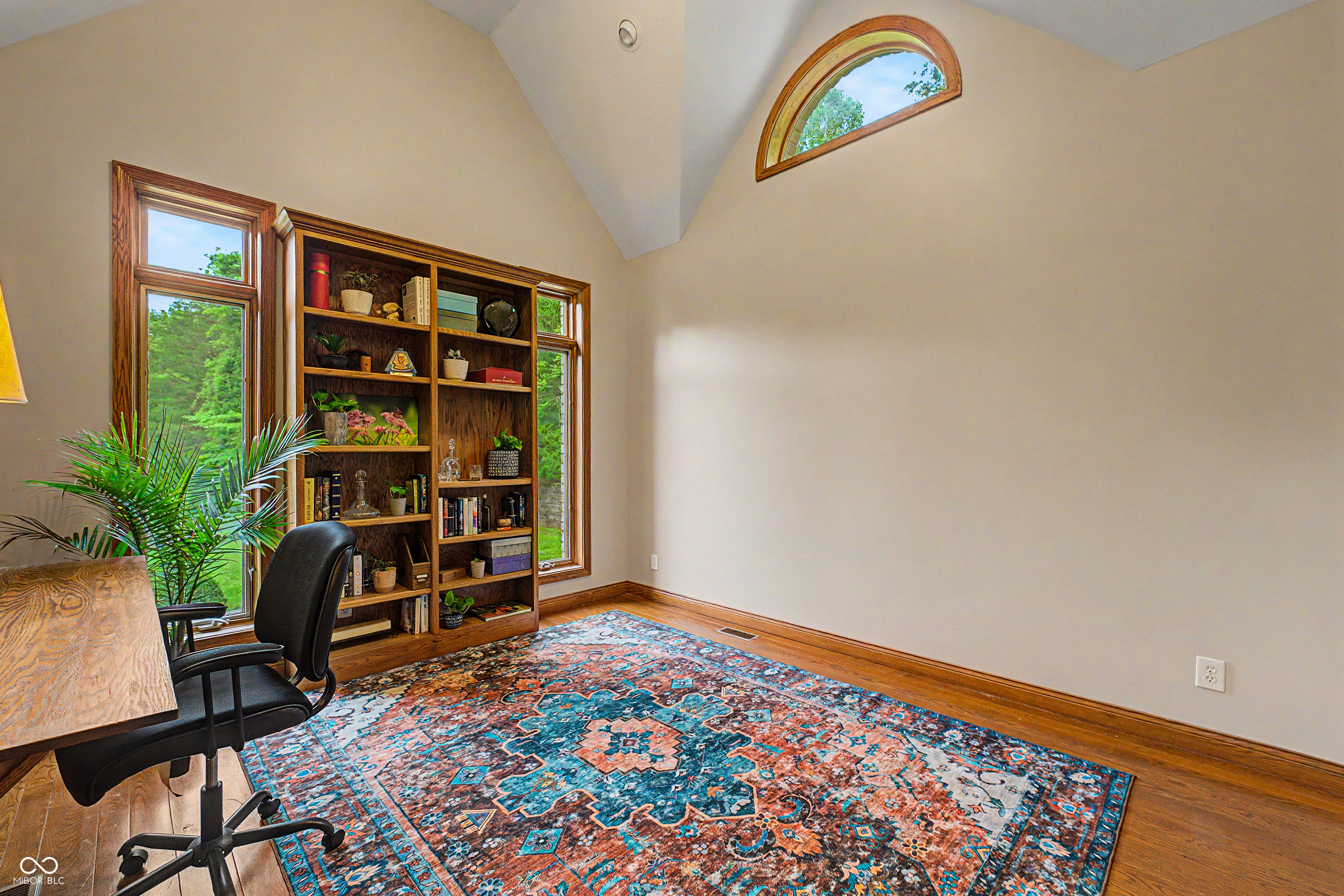 12980 W Mount Healthy Rd, Columbus, IN, 47201, USA, 4 Bedrooms Bedrooms, ,5 BathroomsBathrooms,Residential,Active,12980 W Mount Healthy Rd,22103652