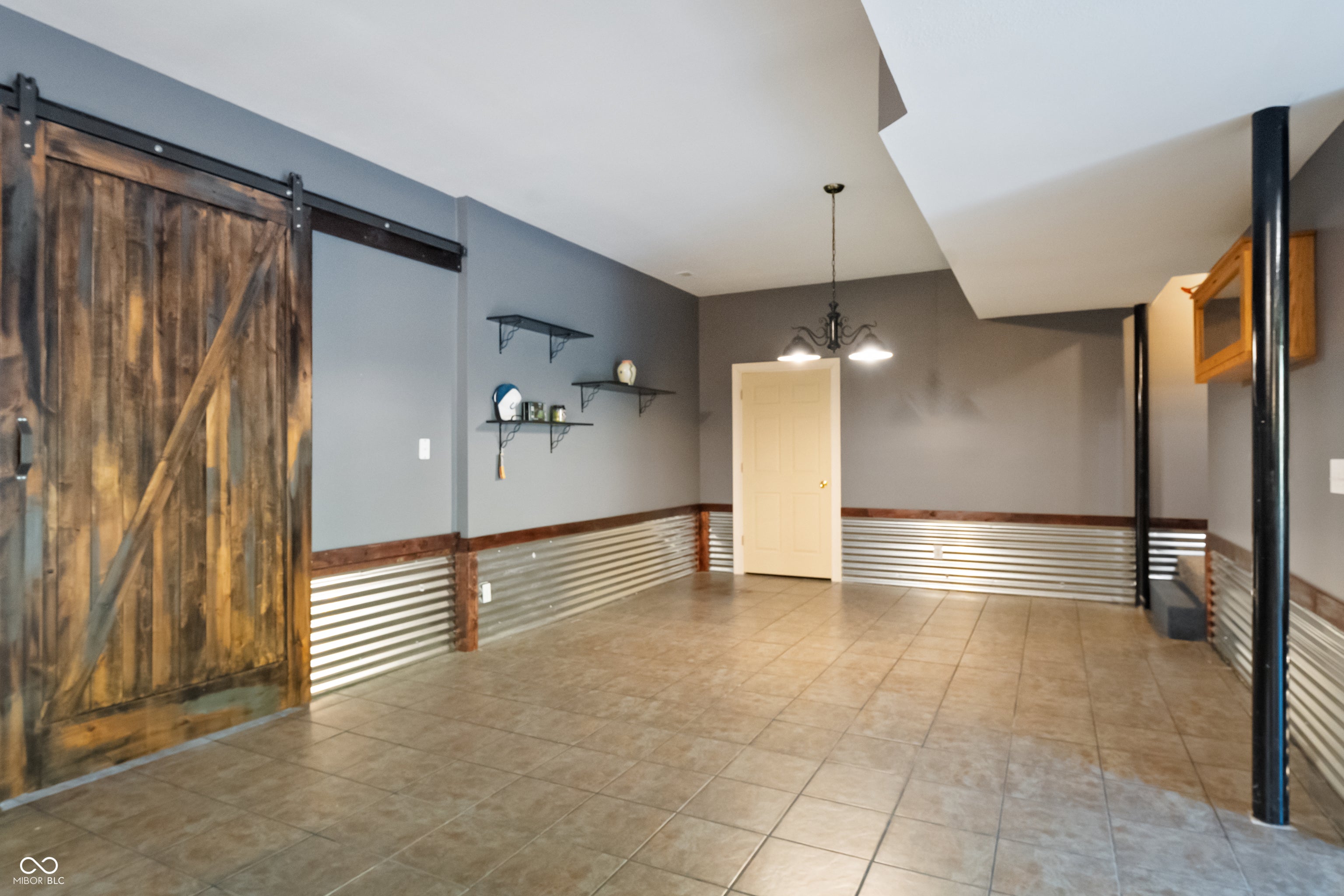 12980 W Mount Healthy Rd, Columbus, IN, 47201, USA, 4 Bedrooms Bedrooms, ,5 BathroomsBathrooms,Residential,Active,12980 W Mount Healthy Rd,22103652