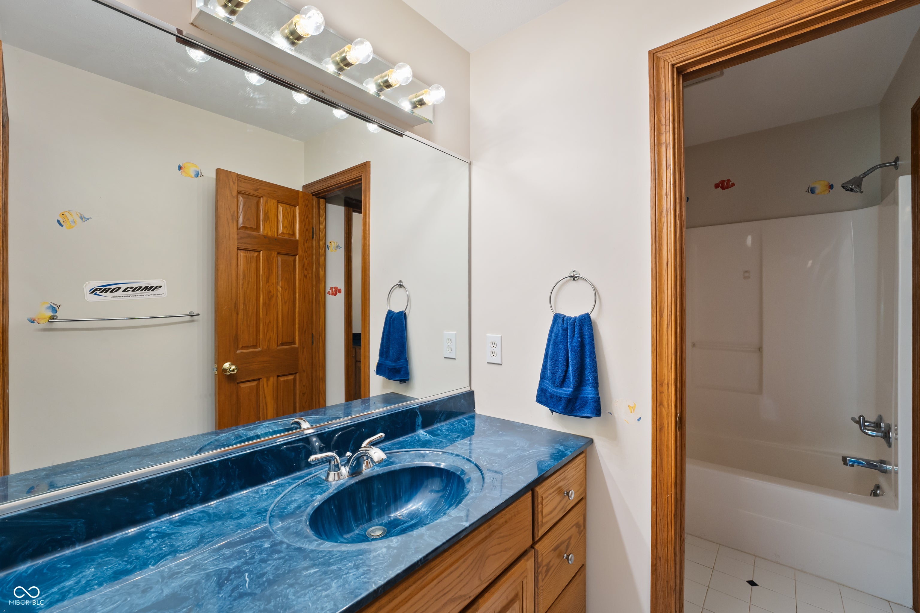 12980 W Mount Healthy Rd, Columbus, IN, 47201, USA, 4 Bedrooms Bedrooms, ,5 BathroomsBathrooms,Residential,Active,12980 W Mount Healthy Rd,22103652