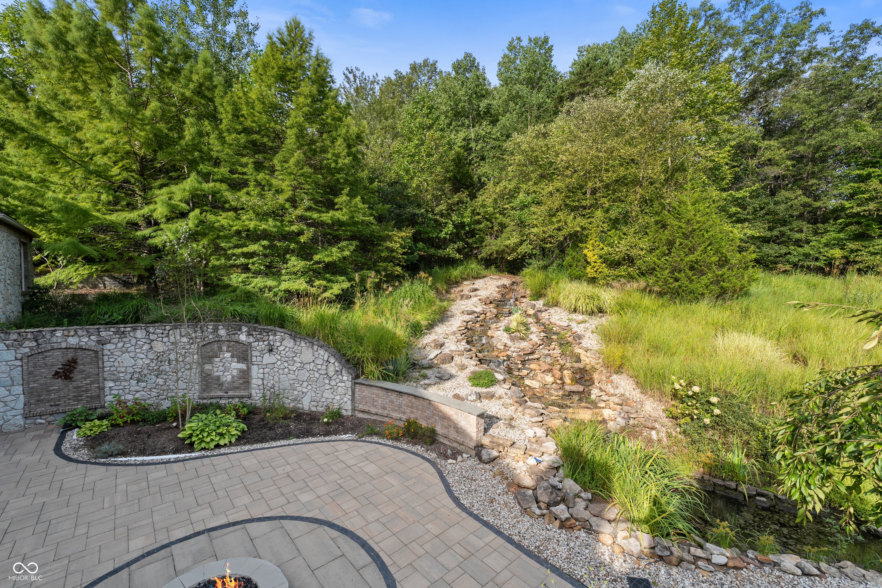 12980 W Mount Healthy Rd, Columbus, IN, 47201, USA, 4 Bedrooms Bedrooms, ,5 BathroomsBathrooms,Residential,Active,12980 W Mount Healthy Rd,22103652
