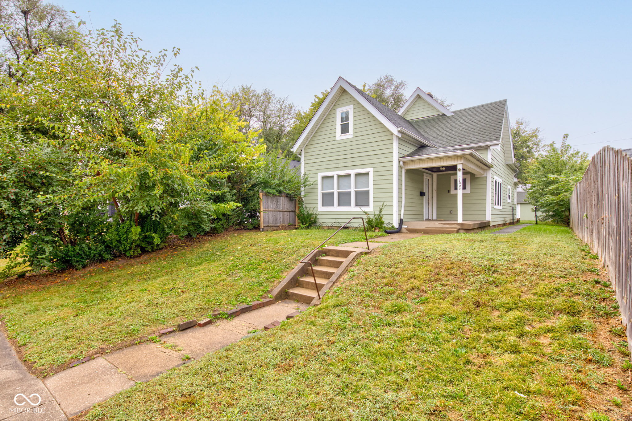 1606 Ringgold Avenue