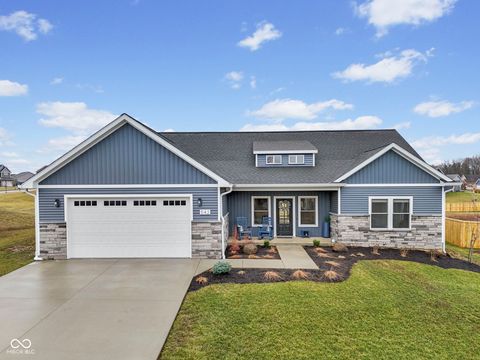 542 E Lucy Lane Ellettsville IN 47429