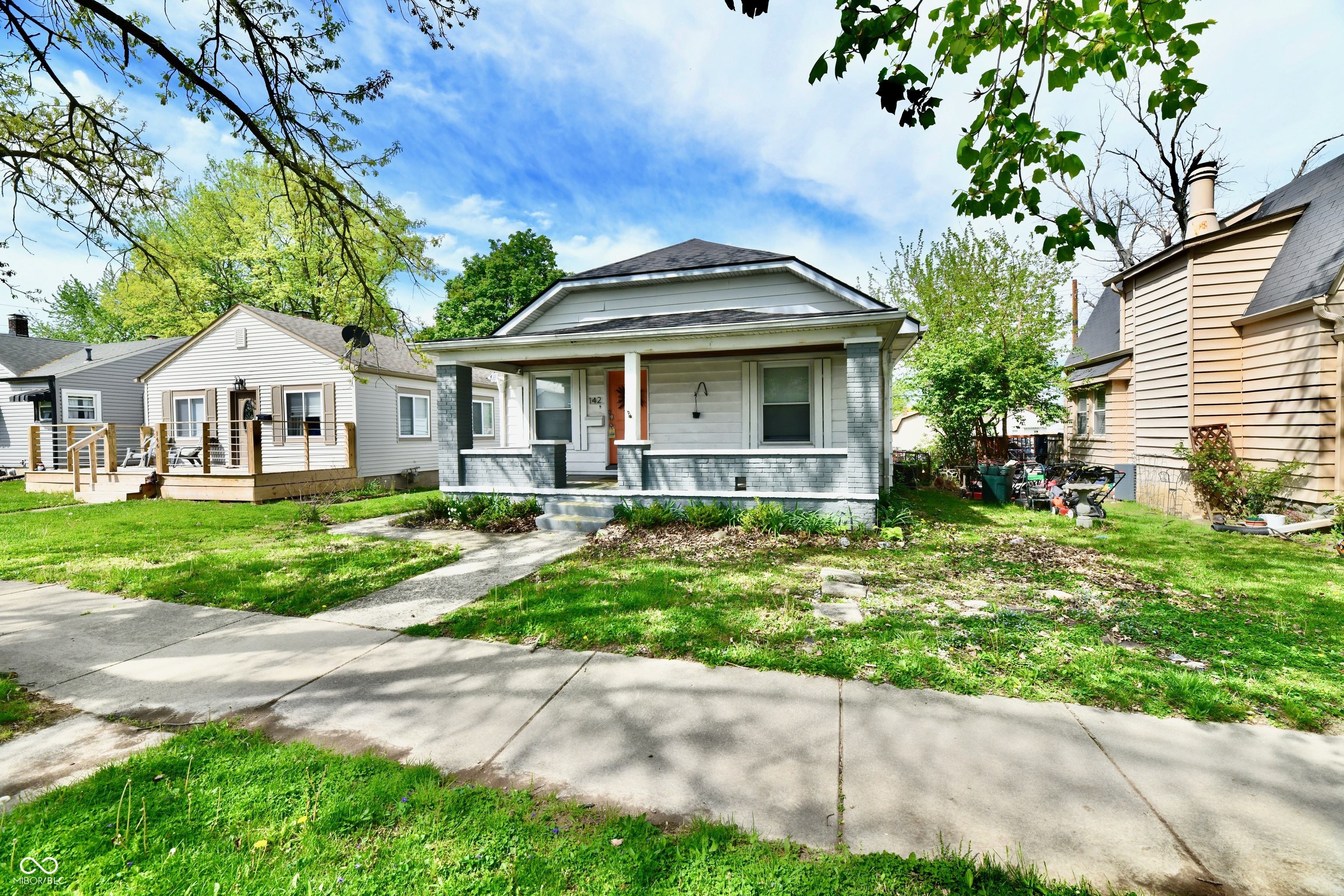 142 S 5th Avenue